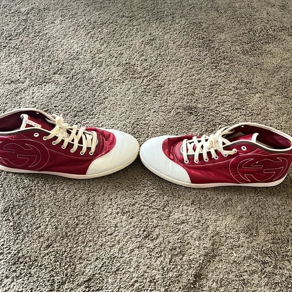 GUCCI Men’s Authentic Sneakers